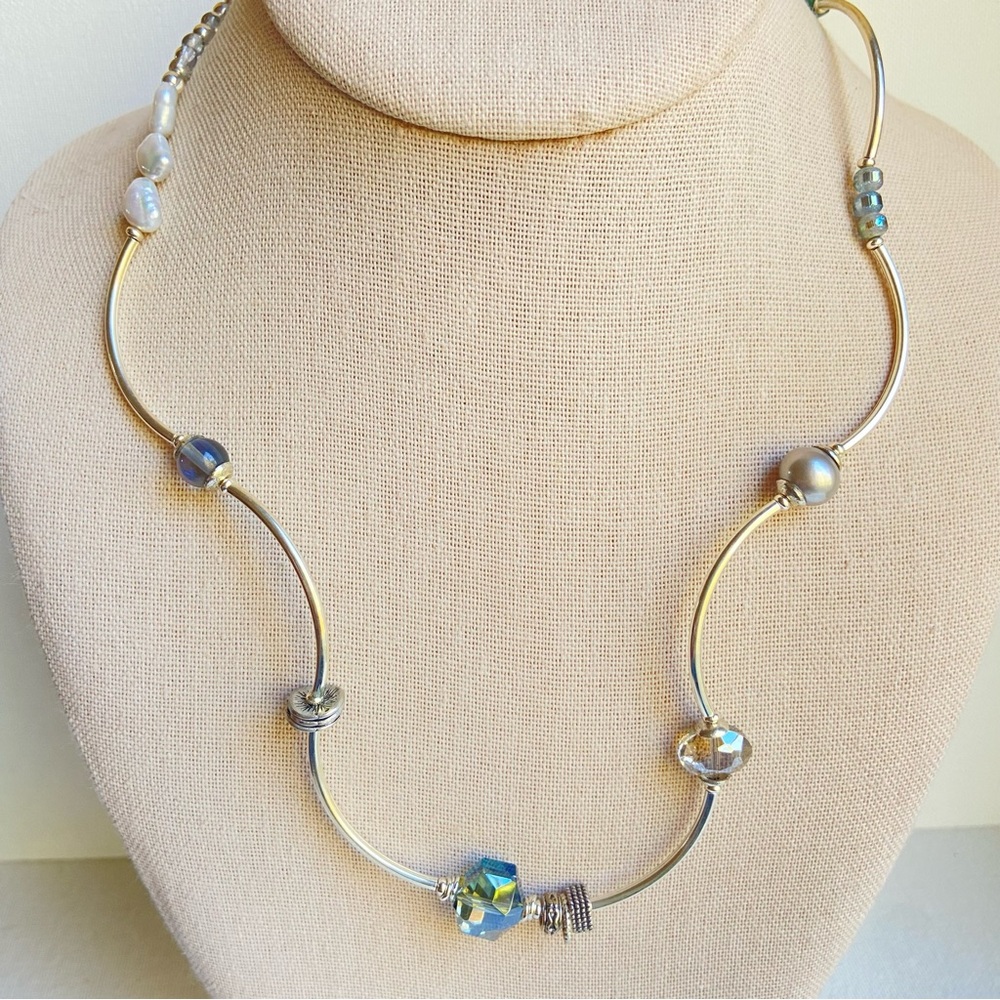 Desert Heart silvertone necklace with curved bars glass pearls and crystal